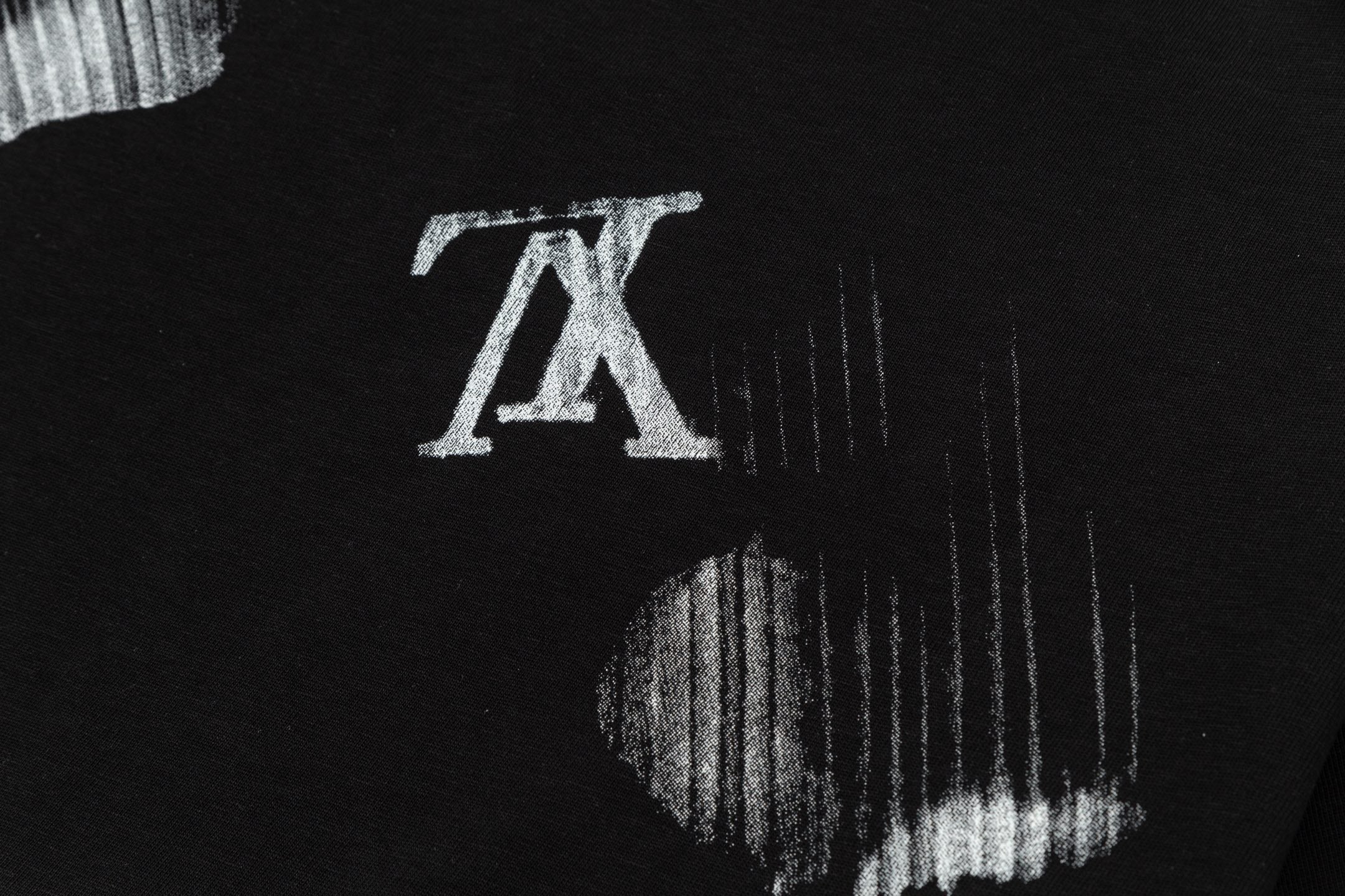 LuxluxHouse Best Quality Clothes T-shirt Louis Vuitton