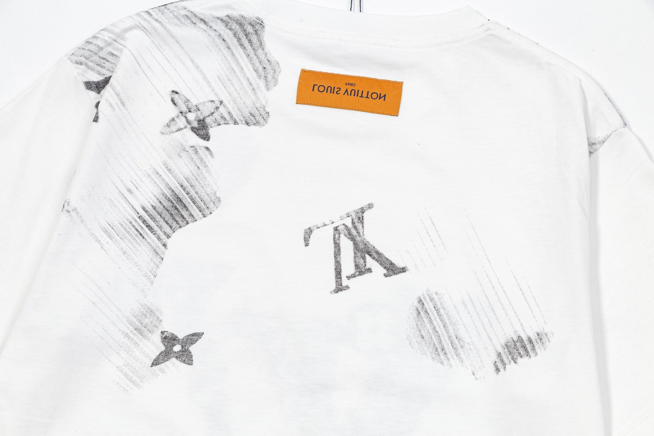 LuxluxHouse Best Quality Clothes T-shirt Louis Vuitton