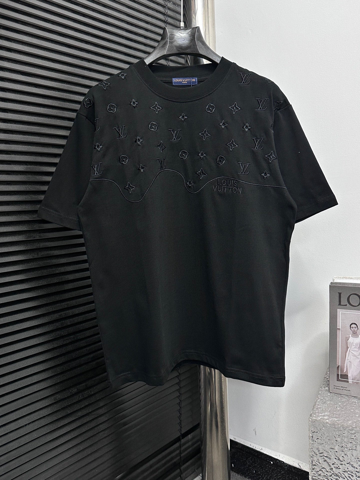 LuxluxHouse Best Quality Clothes T-shirt Louis Vuitton