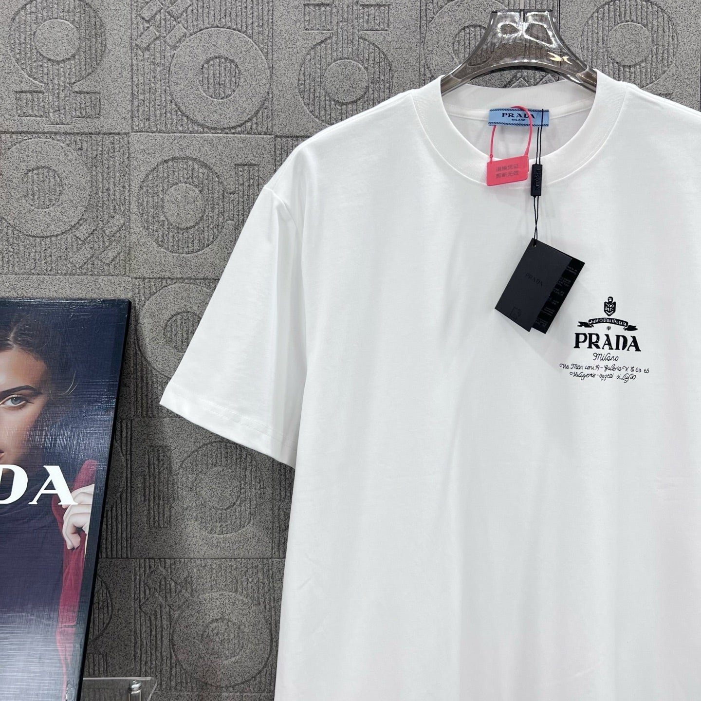 LuxluxHouse Best Quality Clothes T-shirt Prada