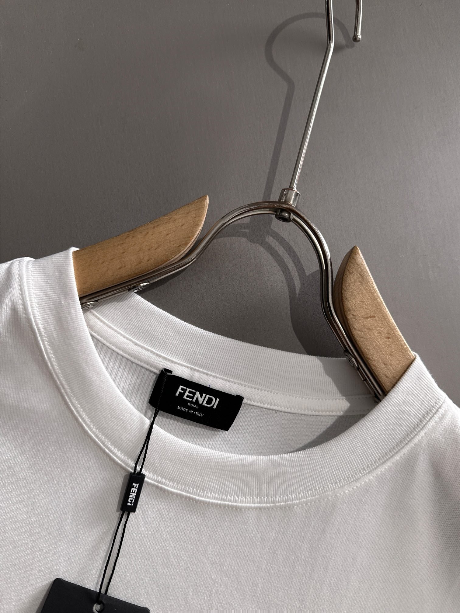 LuxluxHouse Best Quality Clothes Fendi T-shirt