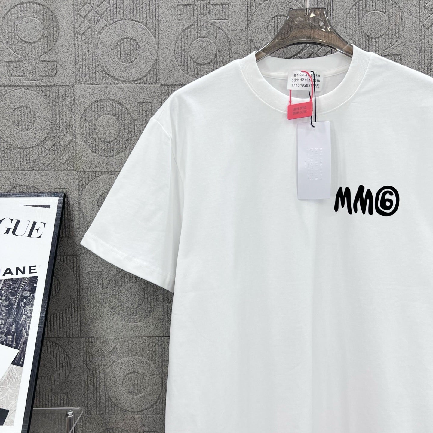 LuxluxHouse Best Quality Clothes T-shirt Chanel & Maison Margiela