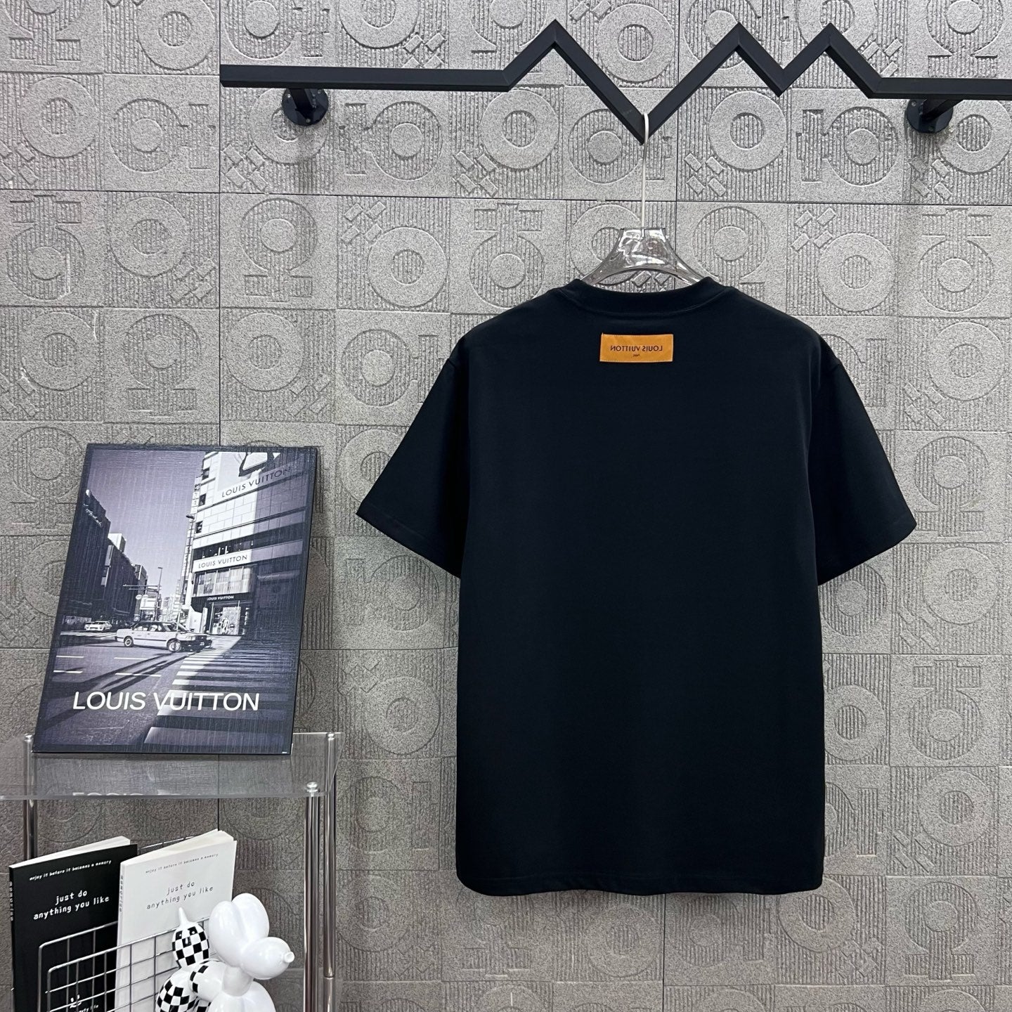 LuxluxHouse Best Quality Clothes T-shirt Louis Vuitton
