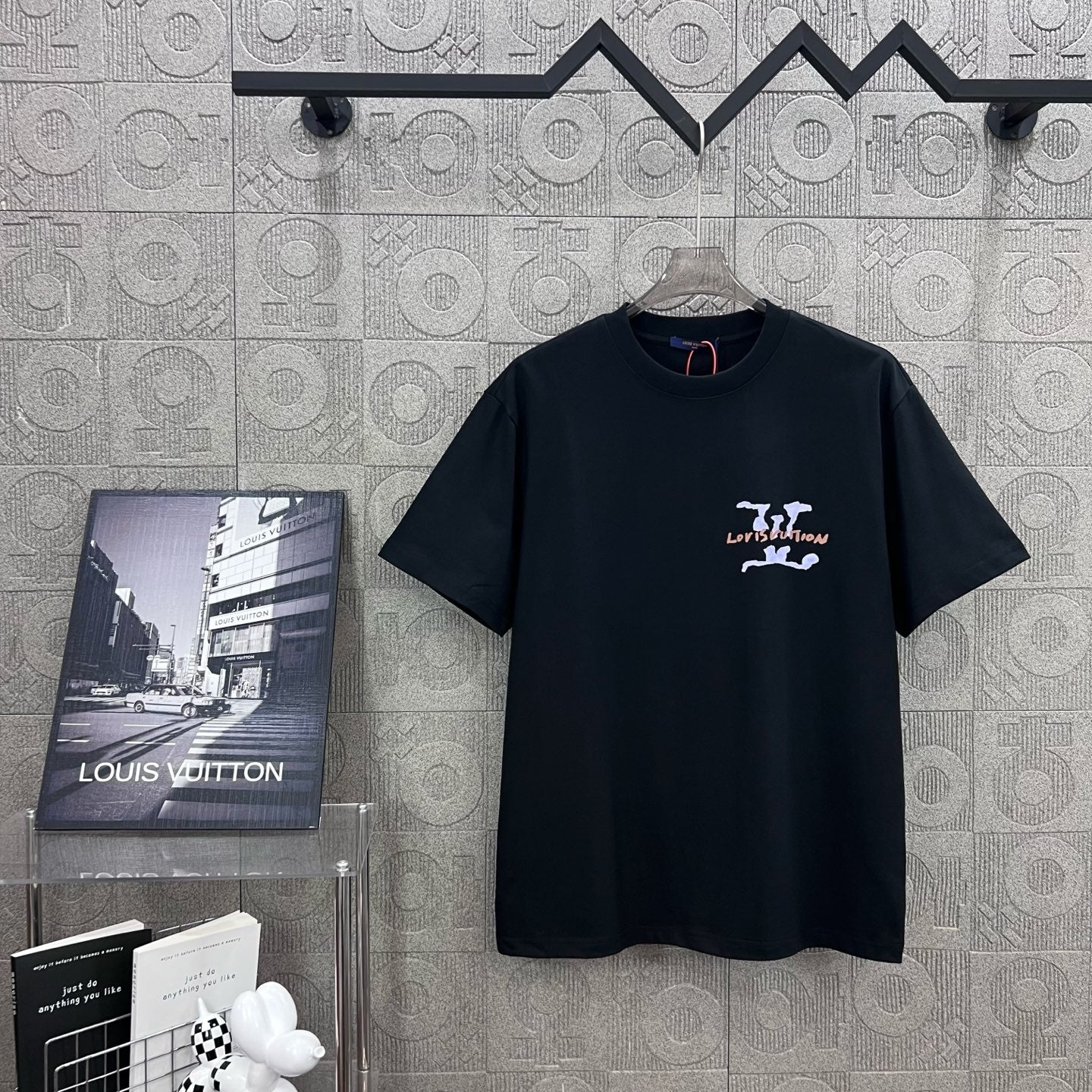 LuxluxHouse Best Quality Clothes T-shirt Louis Vuitton