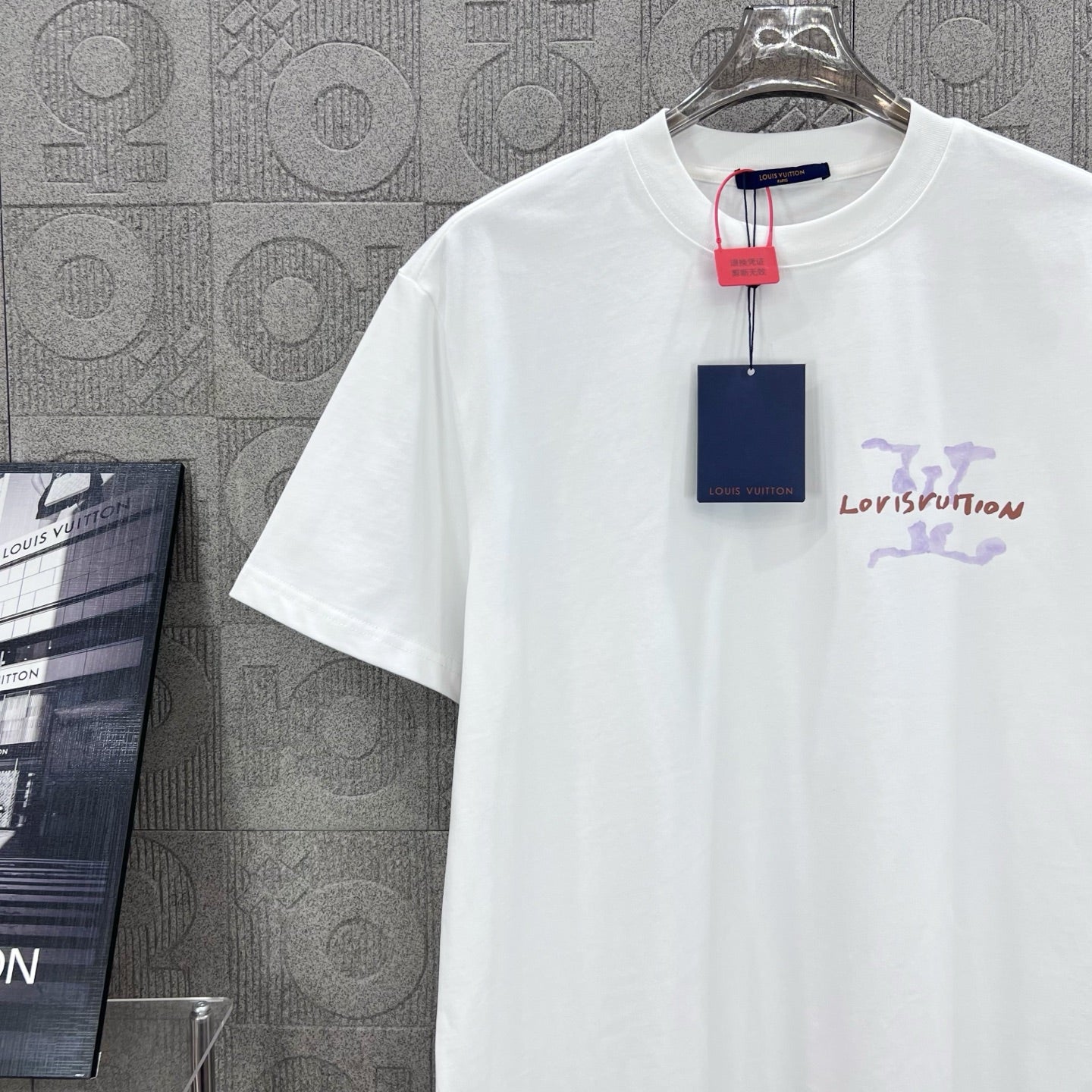 LuxluxHouse Best Quality Clothes T-shirt Louis Vuitton