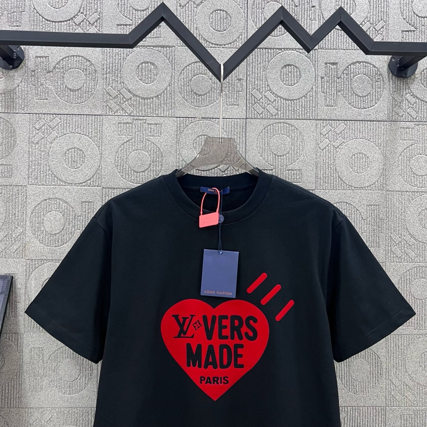 LuxluxHouse Best Quality Clothes T-shirt Louis Vuitton