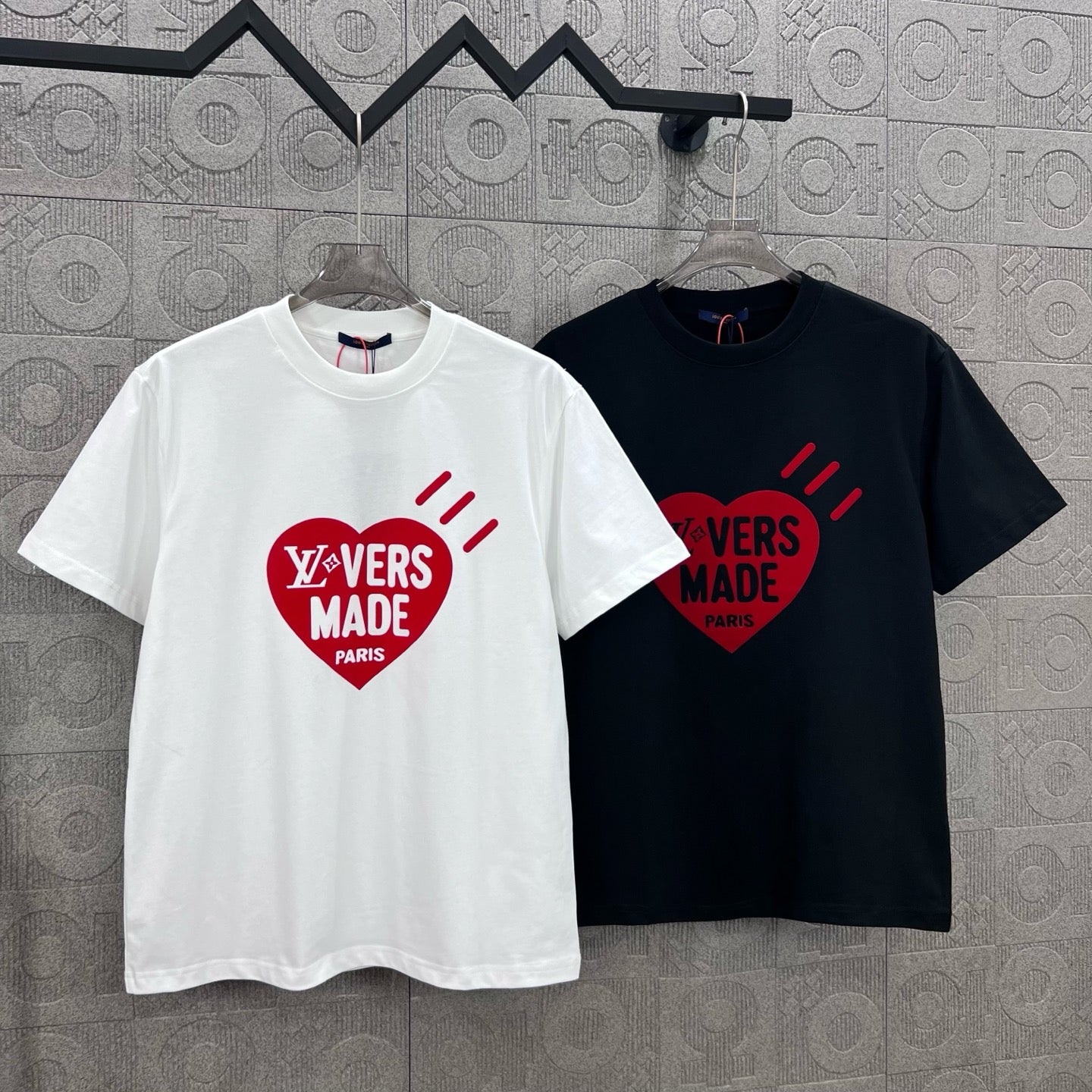 LuxluxHouse Best Quality Clothes T-shirt Louis Vuitton