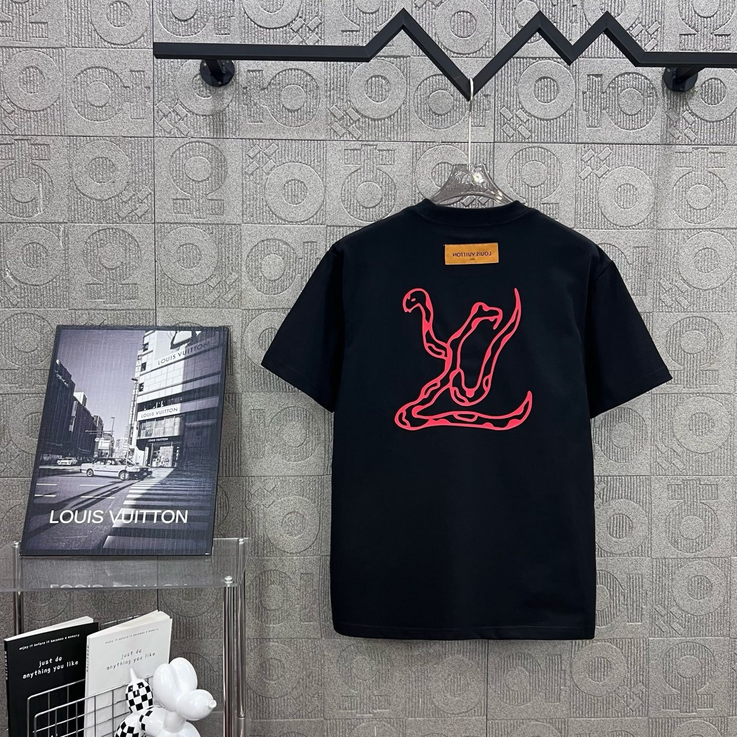 LuxluxHouse Best Quality Clothes T-shirt Louis Vuitton