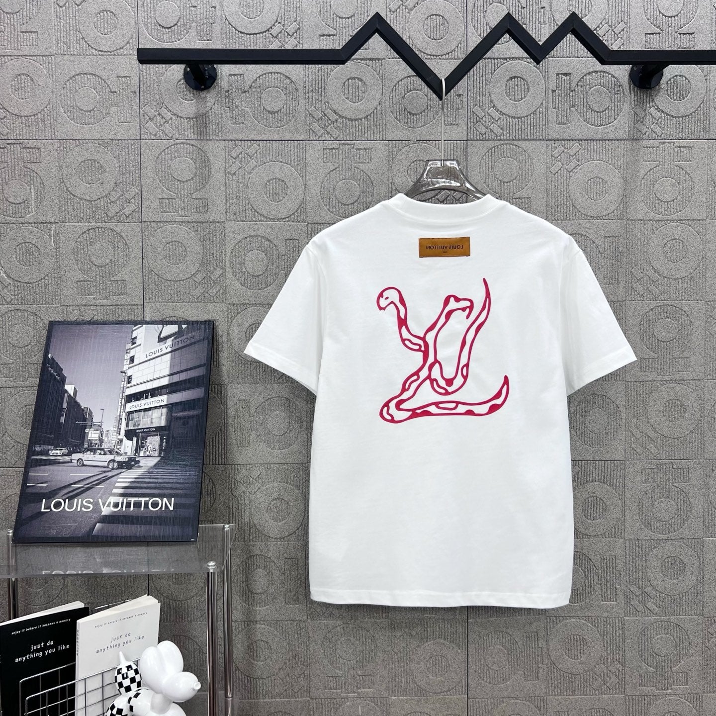 LuxluxHouse Best Quality Clothes T-shirt Louis Vuitton