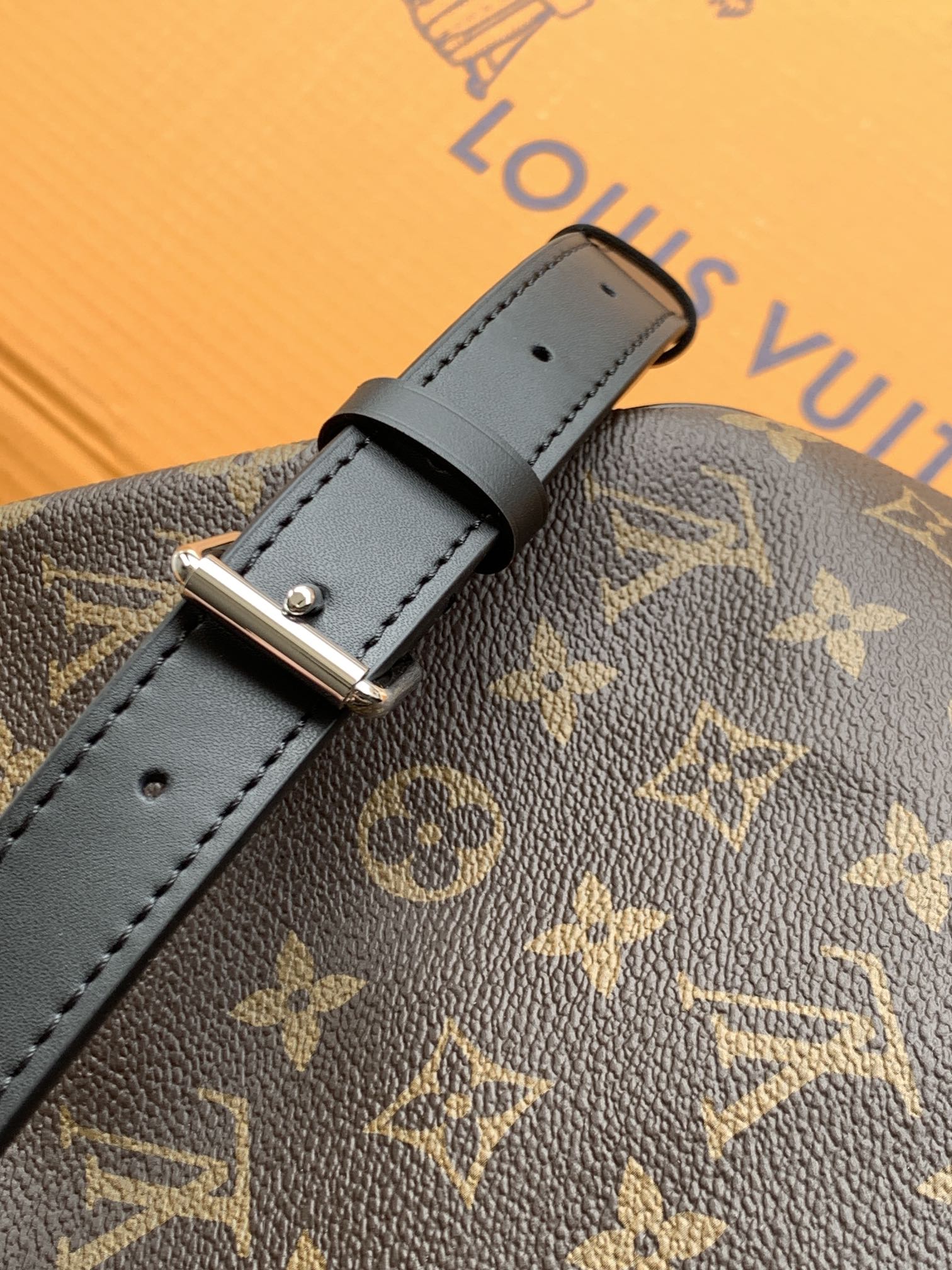 LuxluxHouse Best Quality Bags Best Louis Vuitton Men