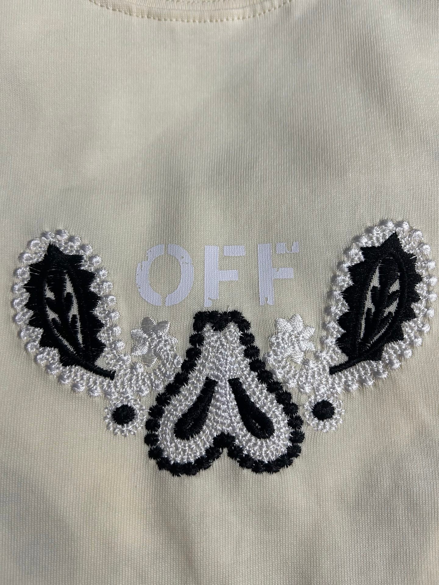 LuxluxHouse Best Quality Clothes Off White T-shirt