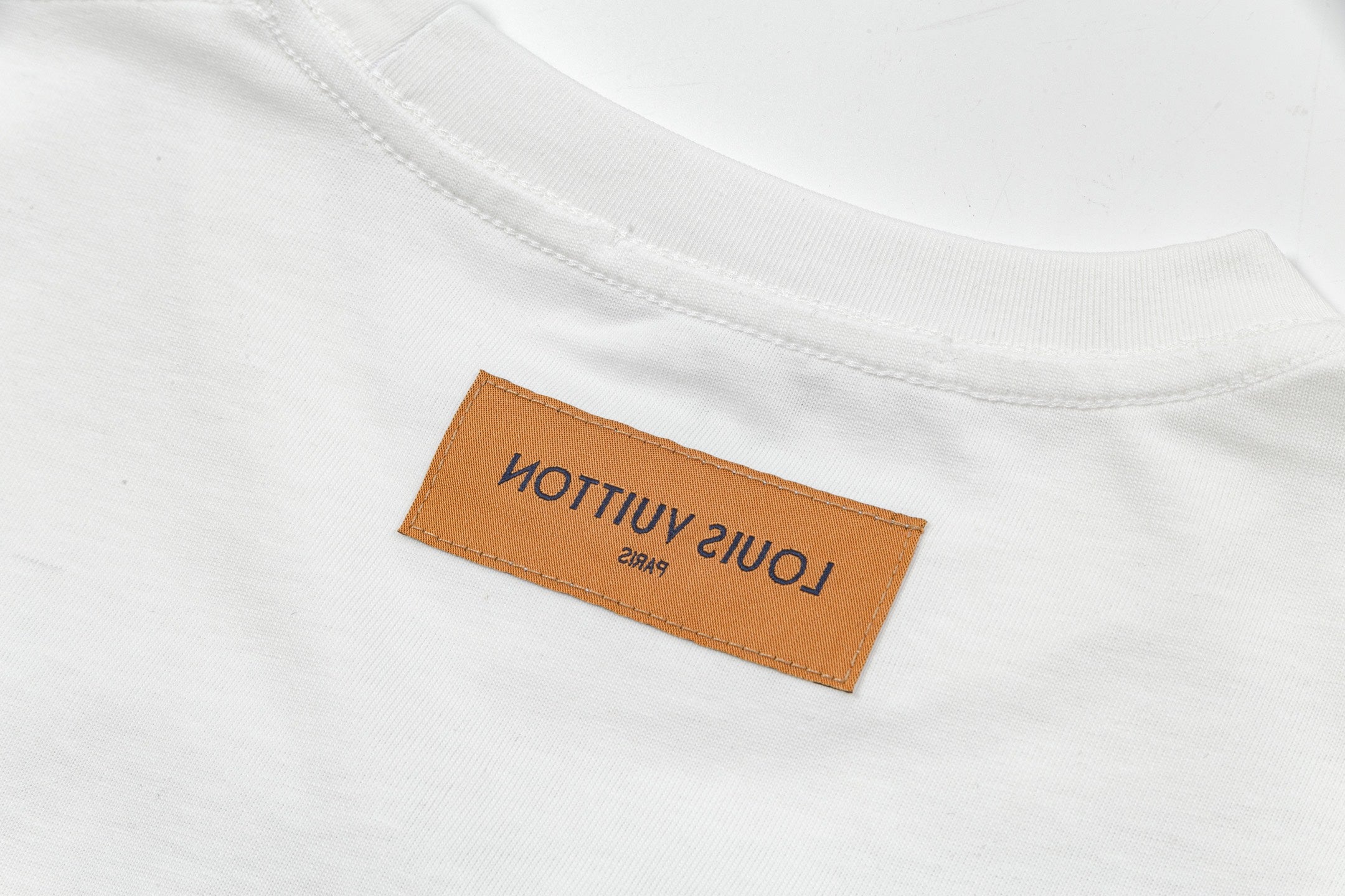 LuxluxHouse Best Quality Clothes T-shirt Louis Vuitton