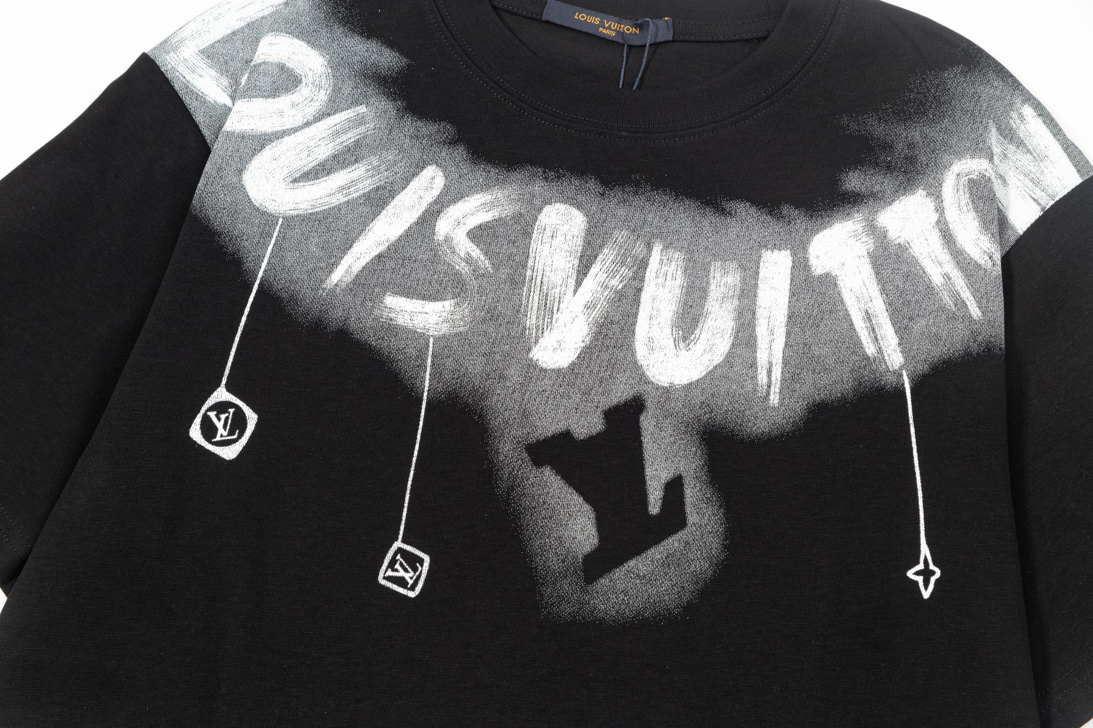 LuxluxHouse Best Quality Clothes T-shirt Louis Vuitton