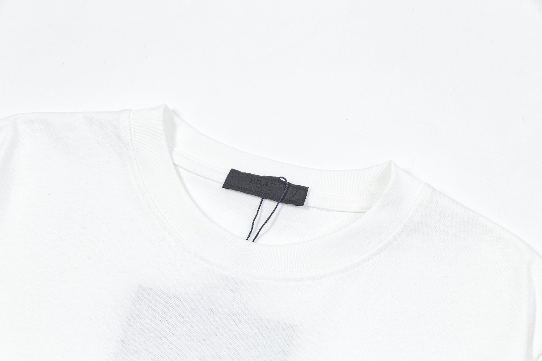 LuxluxHouse Best Quality Clothes T-shirt Prada