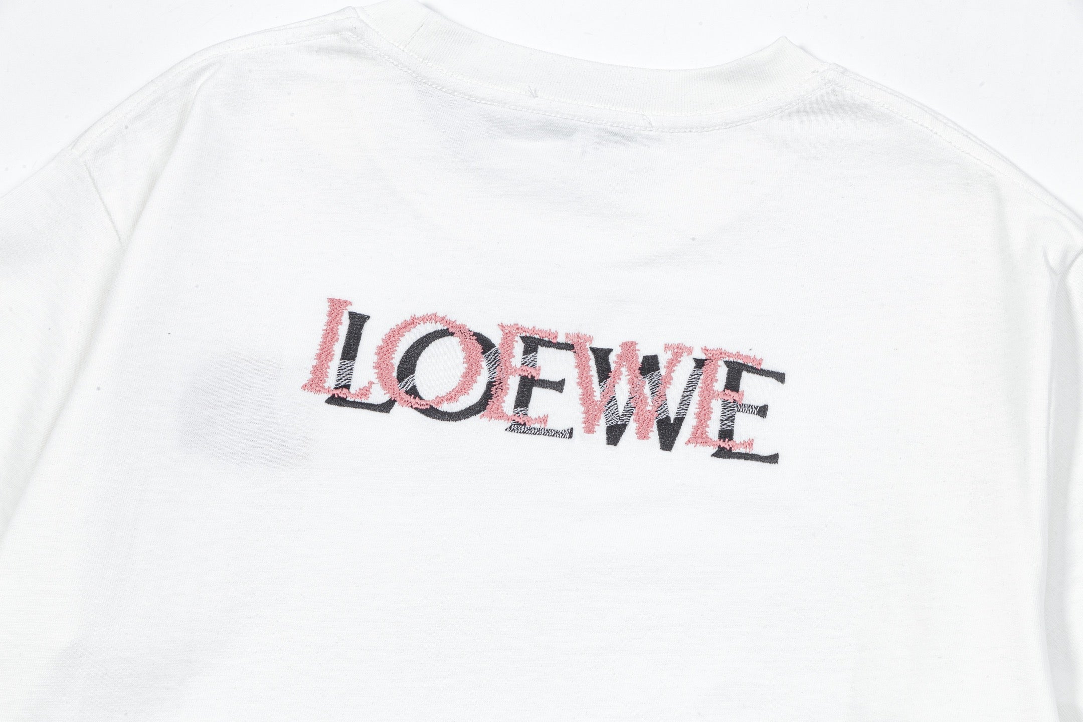 LuxluxHouse Best Quality Clothes T-shirt Loewe