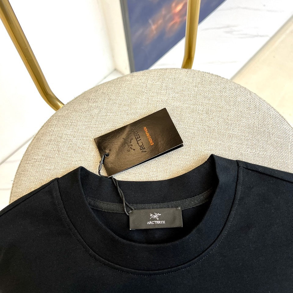 LuxluxHouse Best Quality Clothes T-shirt Arcteryx
