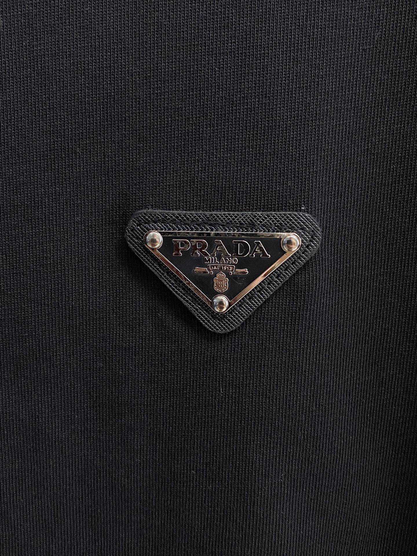 LuxluxHouse Best Quality Clothes T-shirt Prada