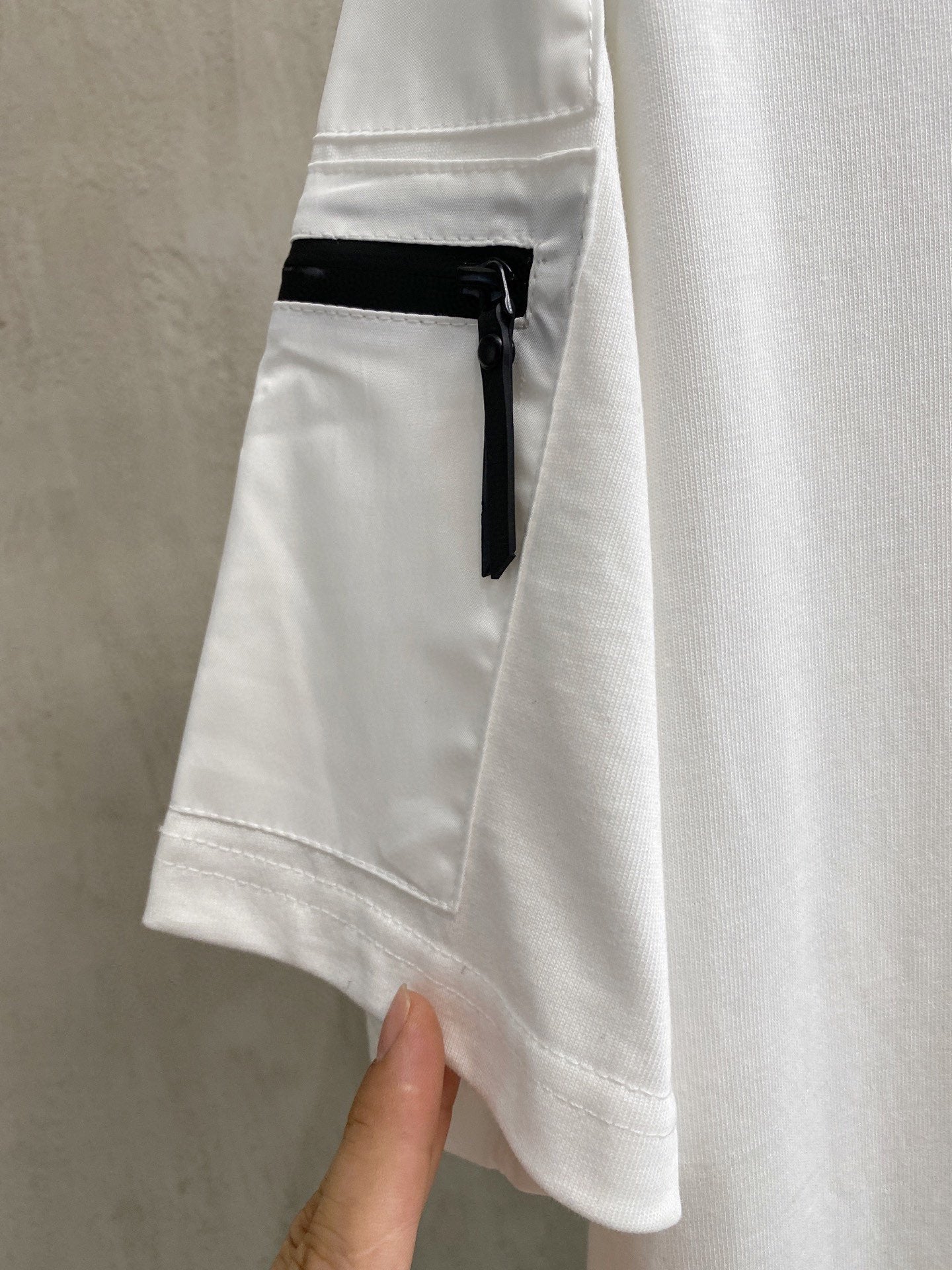 LuxluxHouse Best Quality Clothes T-shirt Prada