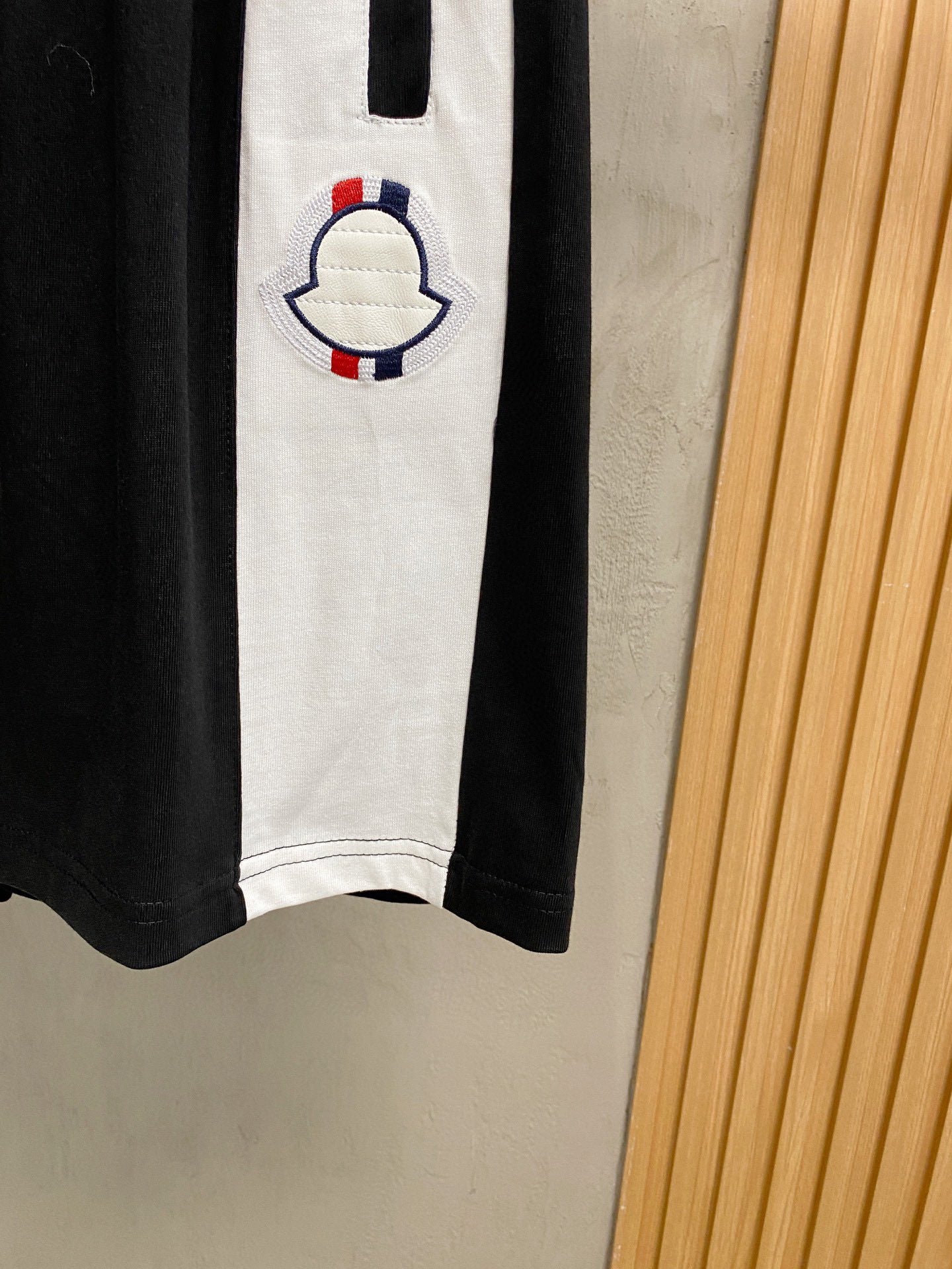 LuxluxHouse Best Quality Clothes T-shirt Moncler