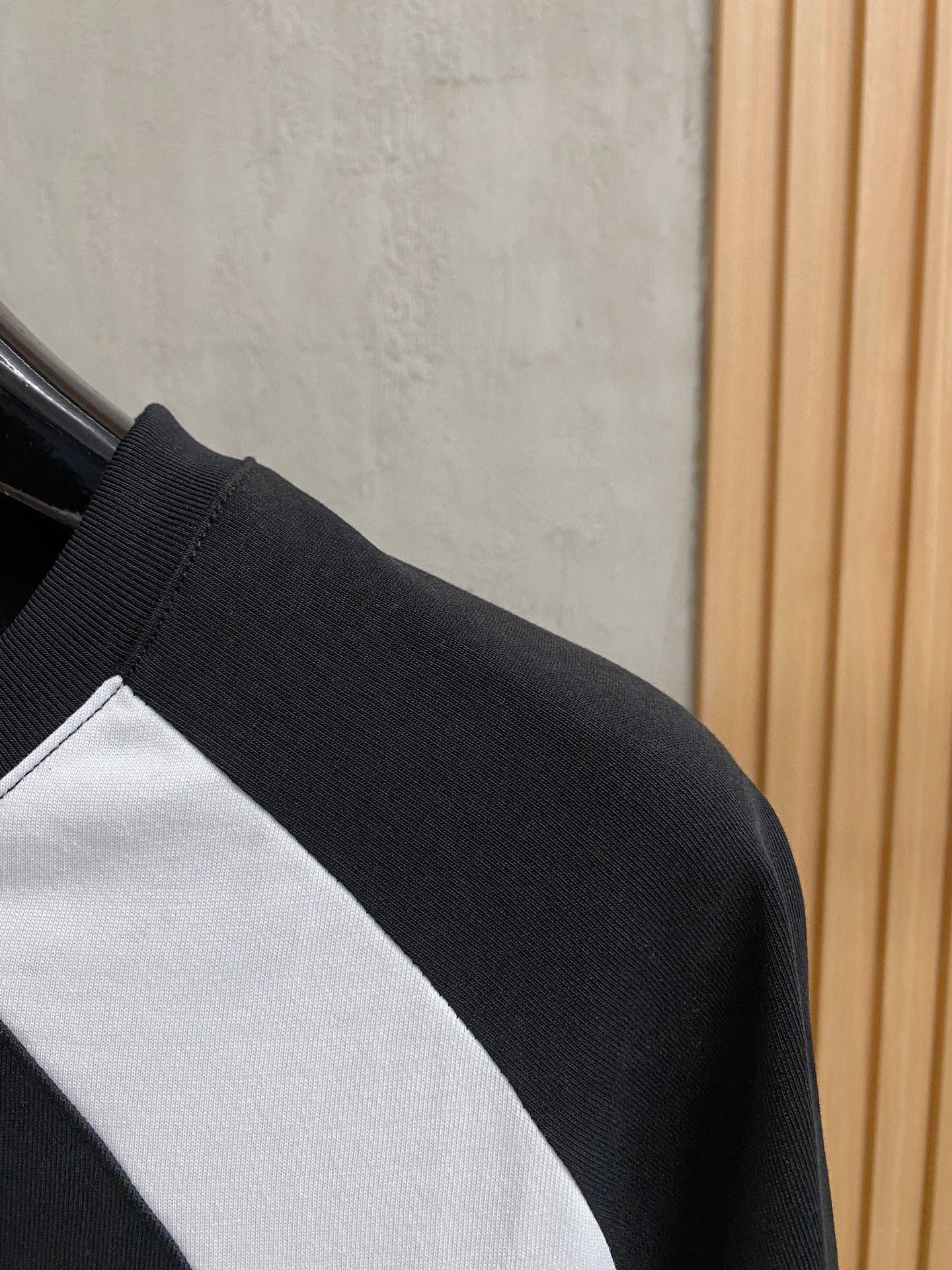 LuxluxHouse Best Quality Clothes T-shirt Moncler