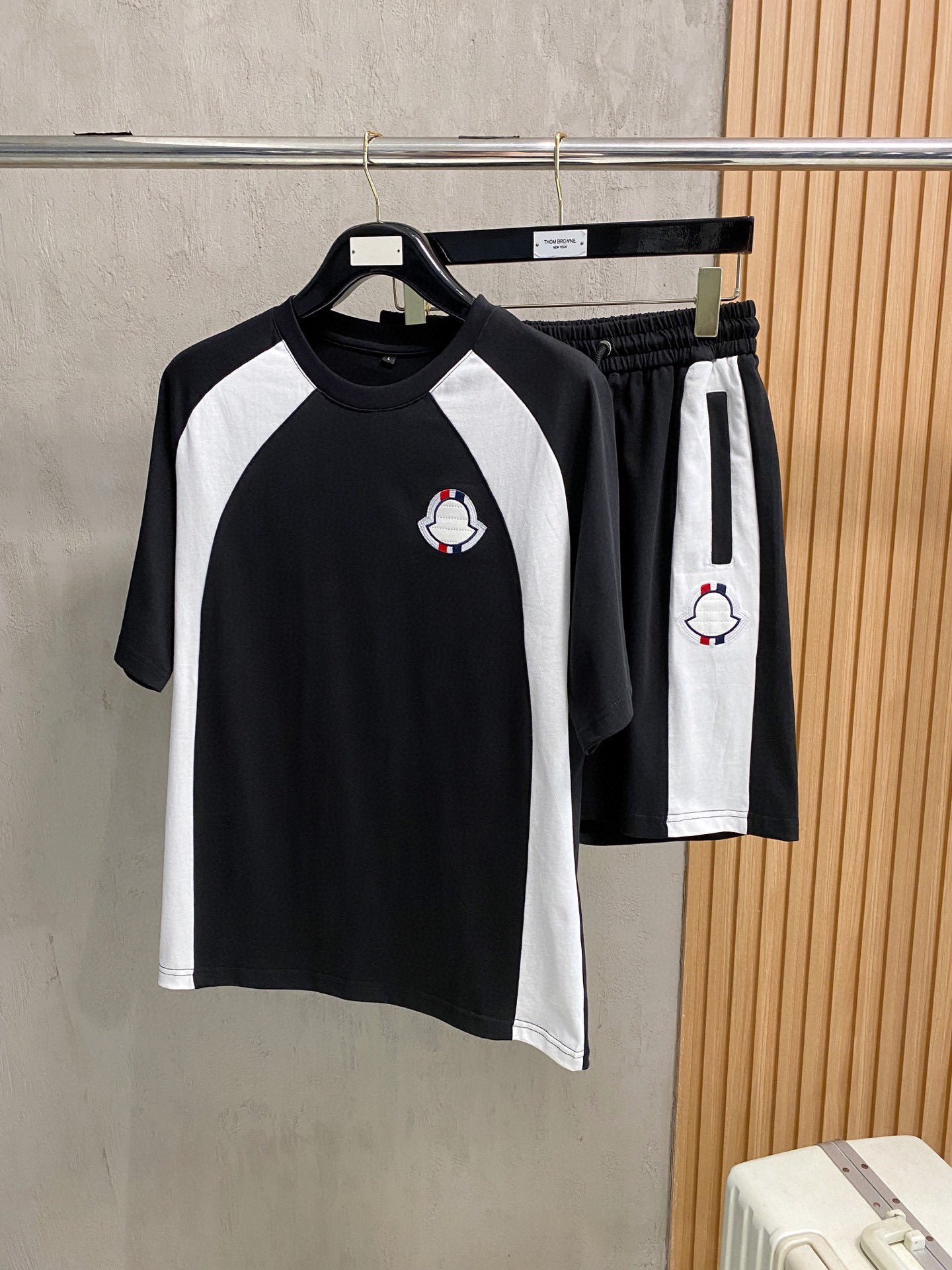LuxluxHouse Best Quality Clothes T-shirt Moncler