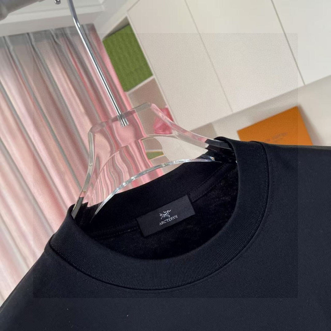 LuxluxHouse Best Quality Clothes T-shirt Arcteryx