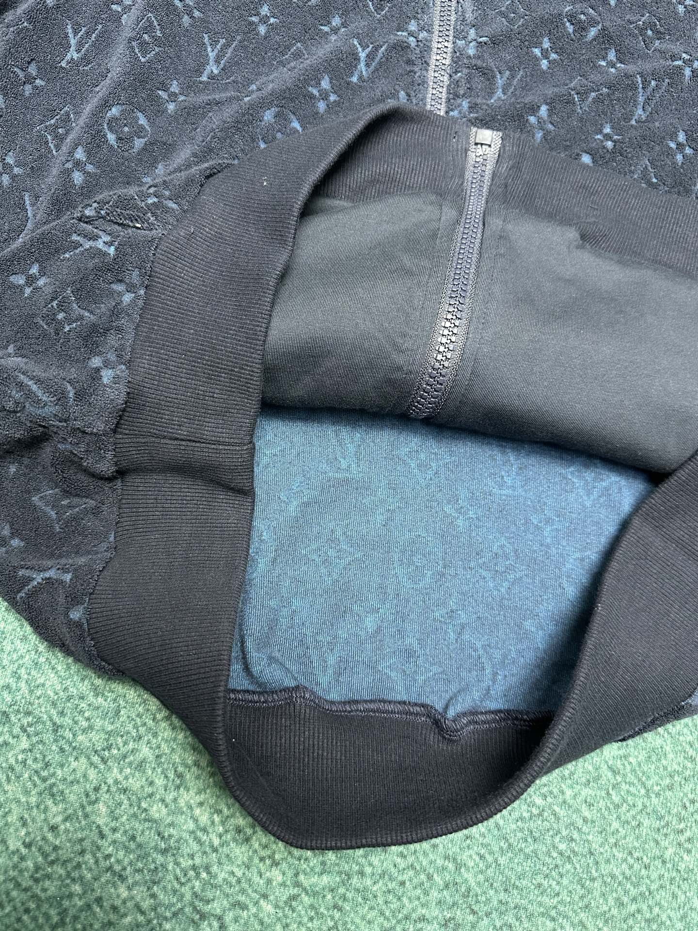 LuxluxHouse Best Quality Clothes Hoodie & Sweater Louis Vuitton
