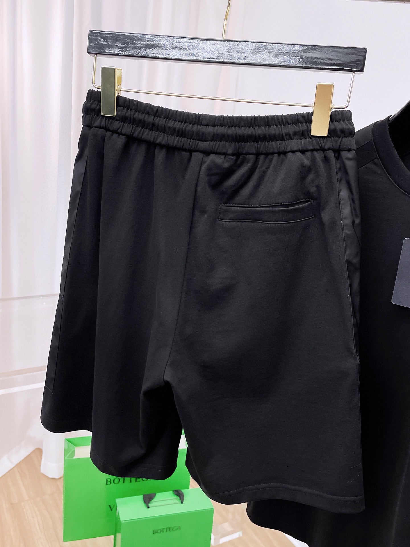 LuxluxHouse Best Quality Clothes T-shirt Prada