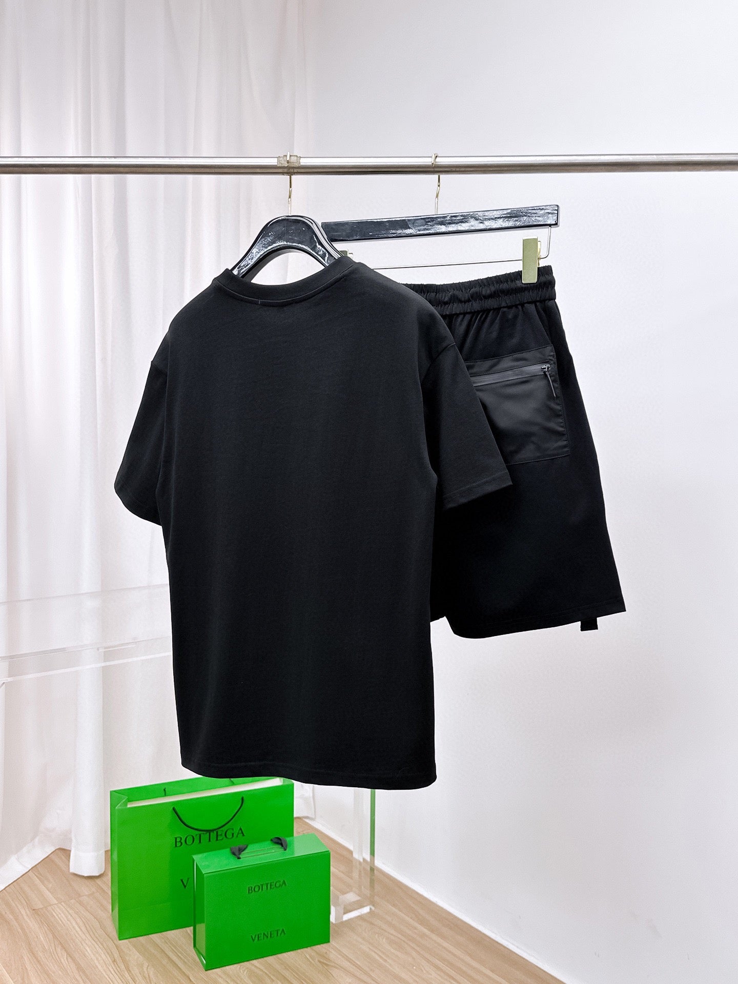 LuxluxHouse Best Quality Clothes T-shirt Prada