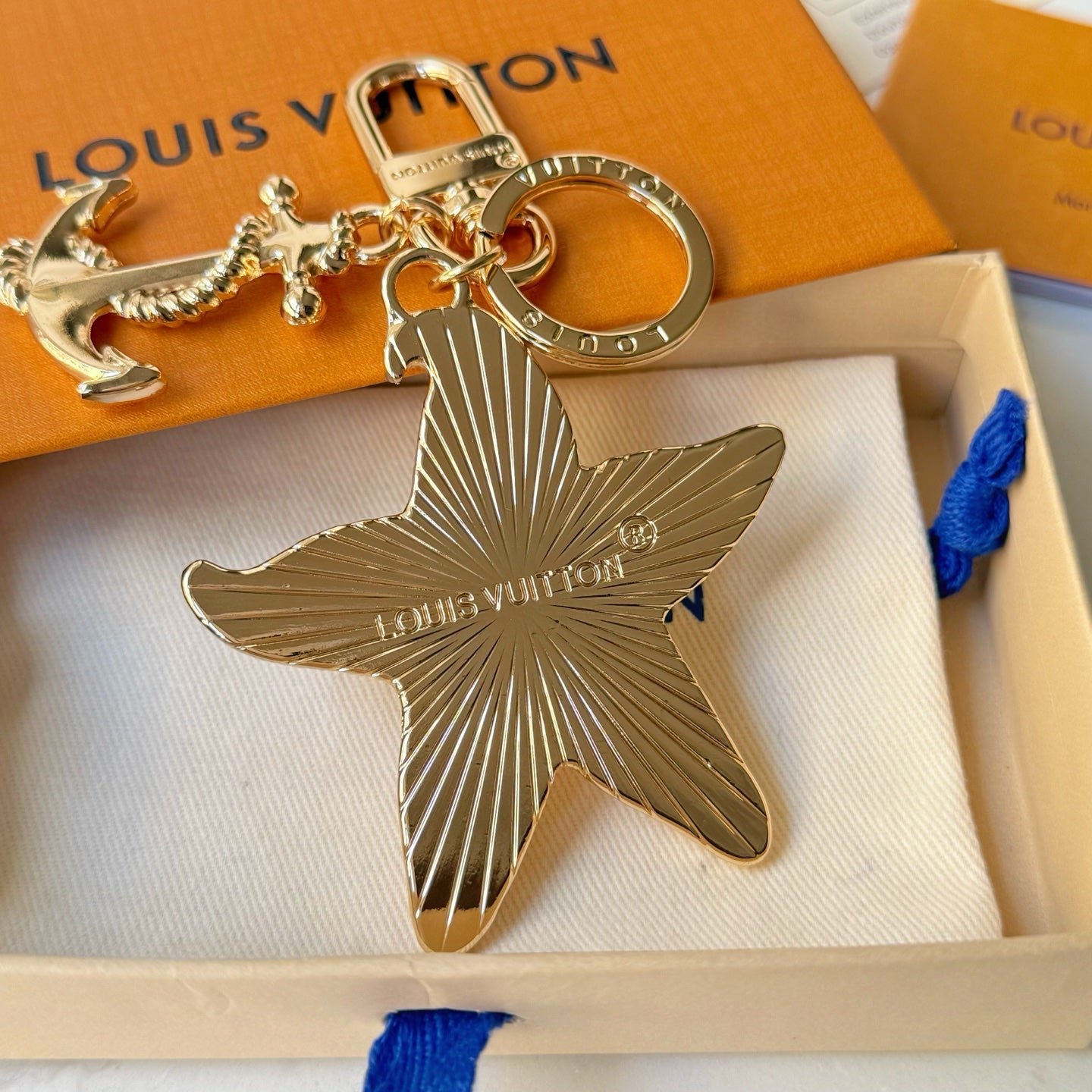 LuxluxHouse Best Quality Accessories Keychain Louis Vuitton