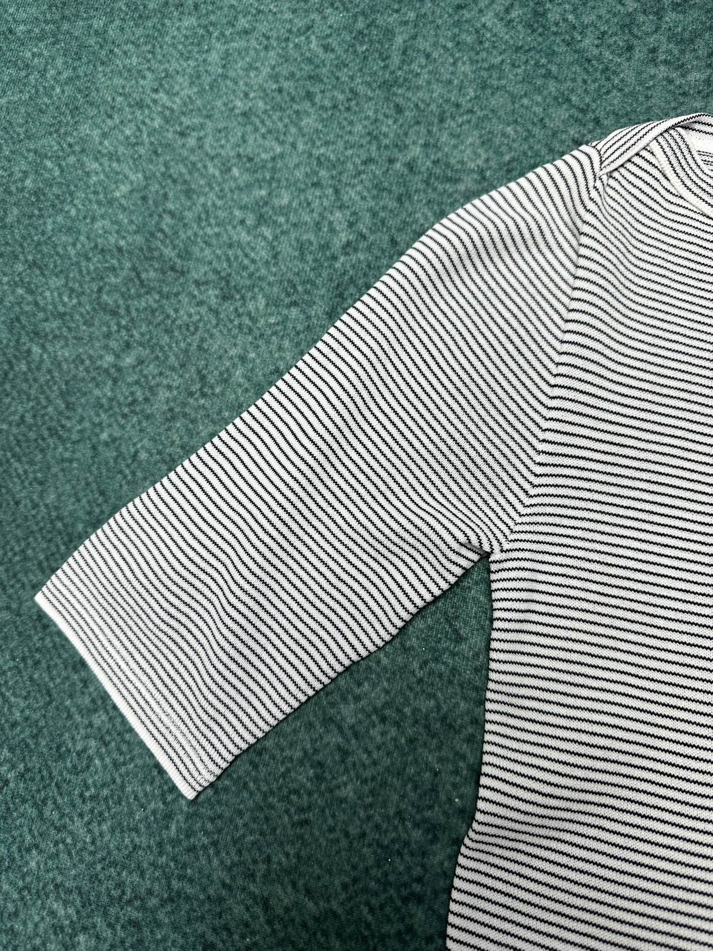 LuxluxHouse Best Quality Clothes T-shirt Prada