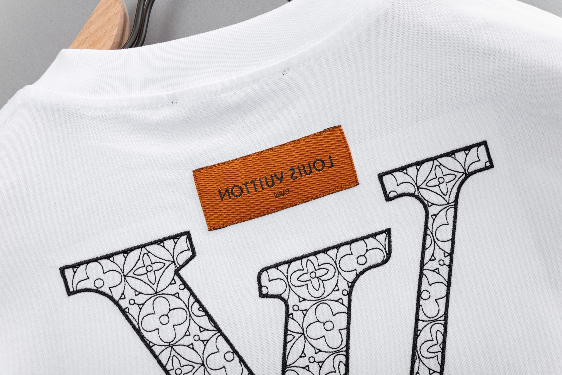 LuxluxHouse Best Quality Clothes T-shirt Louis Vuitton