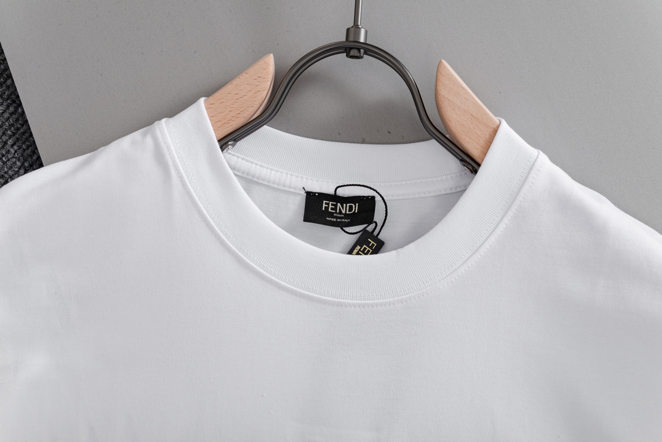 LuxluxHouse Best Quality Clothes Fendi T-shirt