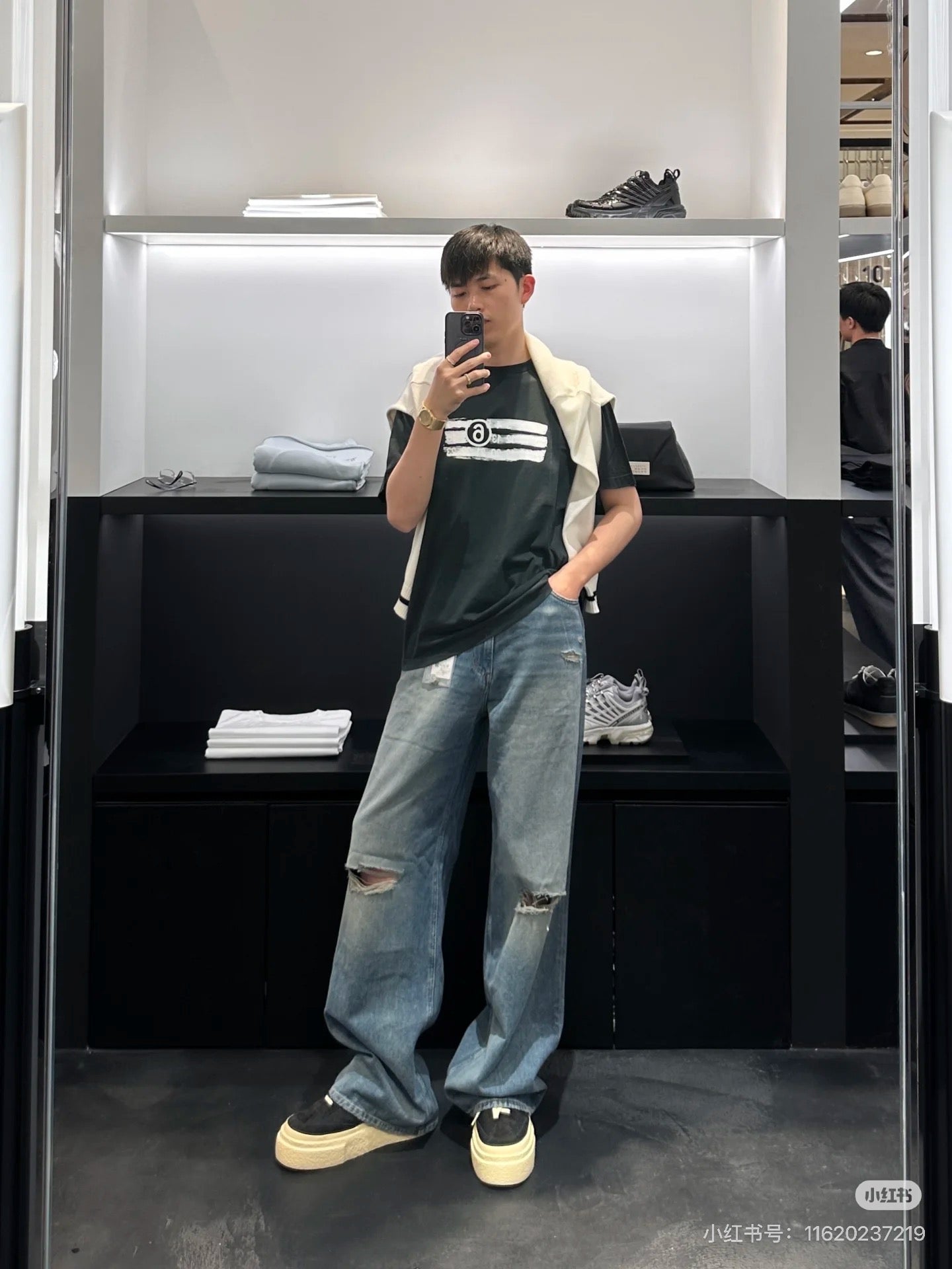 LuxluxHouse Best Quality Clothes T-shirt Chanel & Maison Margiela