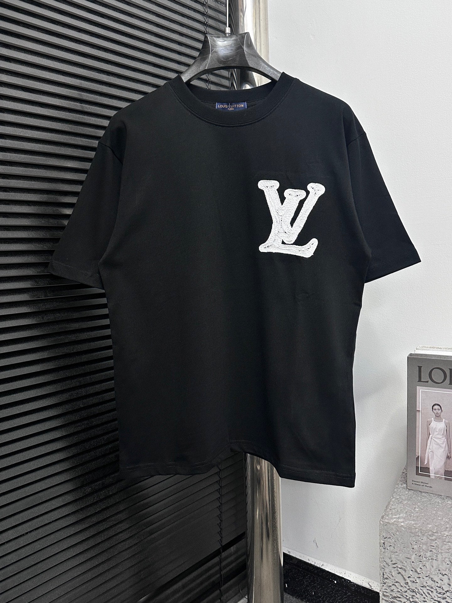 LuxluxHouse Best Quality Clothes T-shirt Louis Vuitton