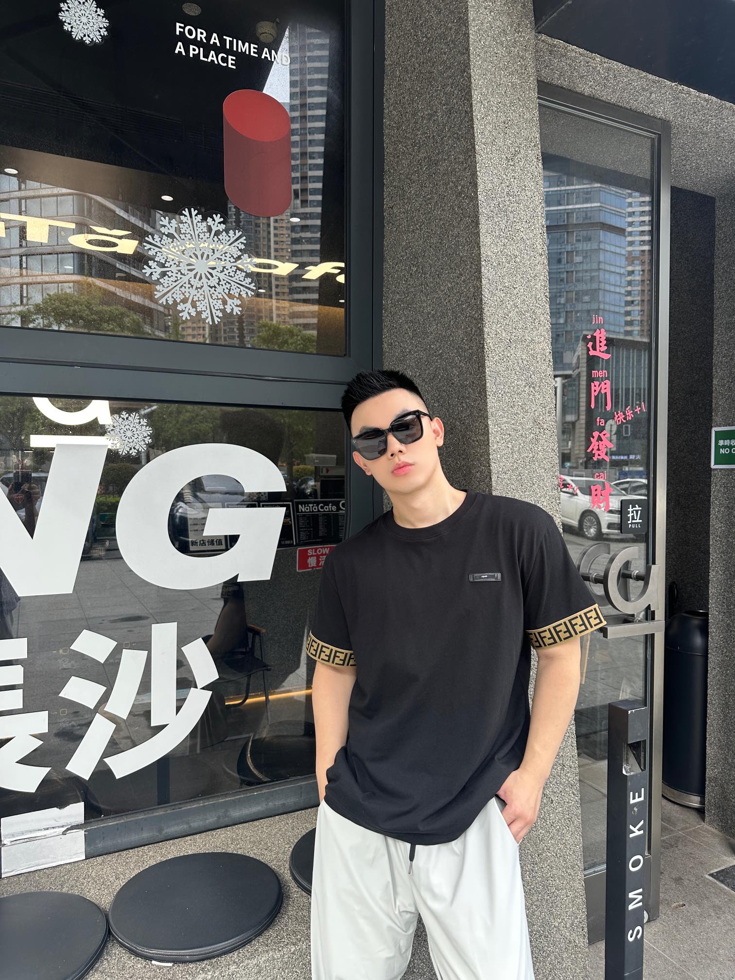 LuxluxHouse Best Quality Clothes Fendi T-shirt