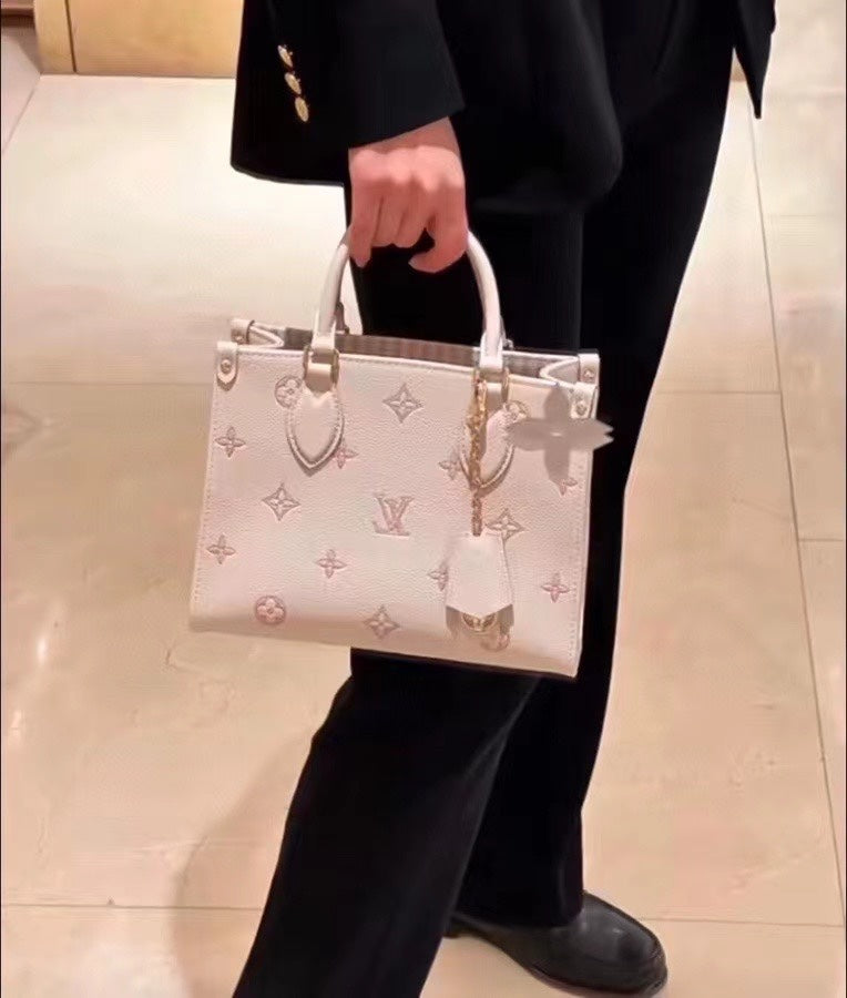 LuxluxHouse Best Quality Bags Best Louis Vuitton Women