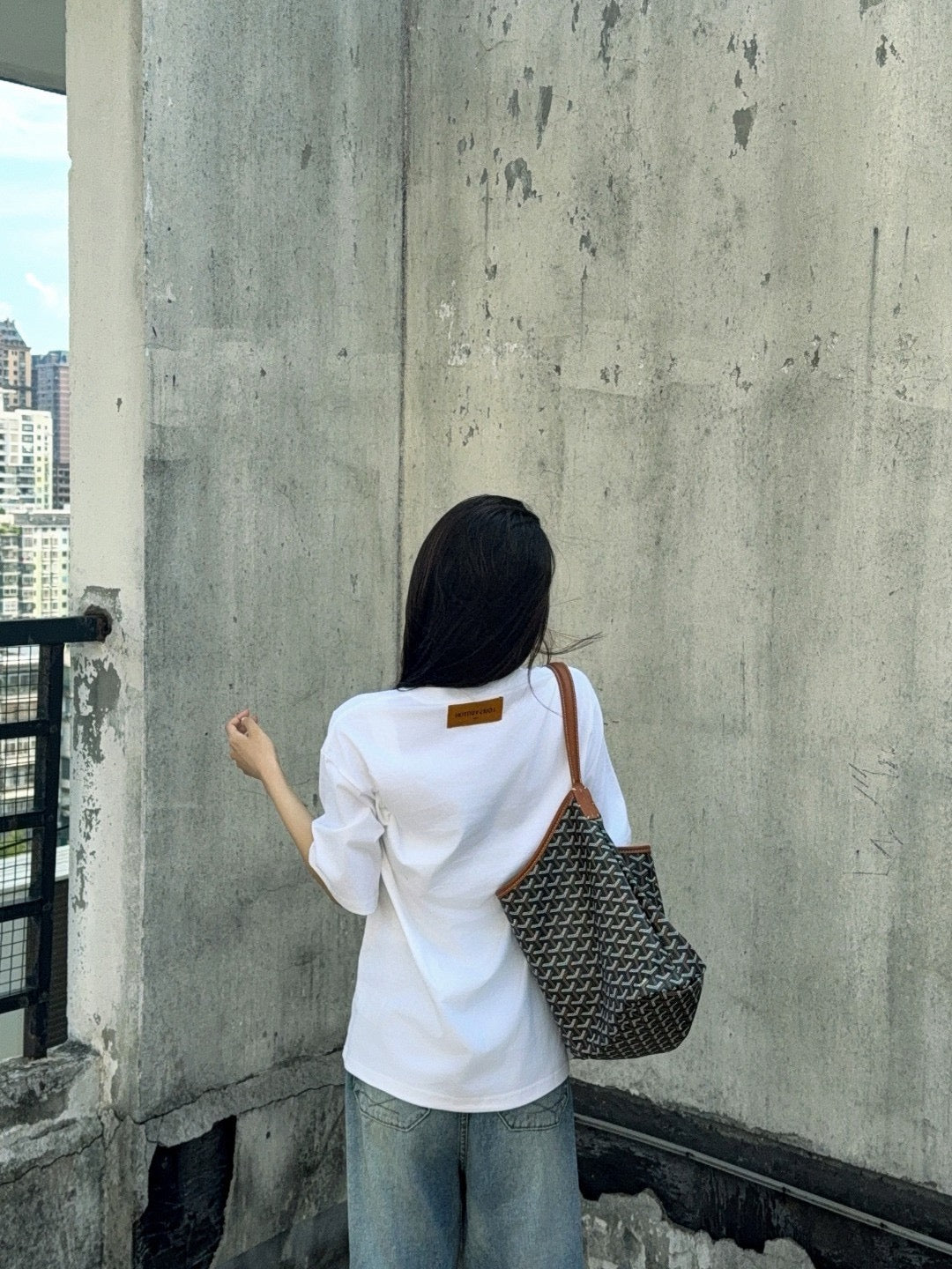 LuxluxHouse Best Quality Clothes T-shirt Louis Vuitton