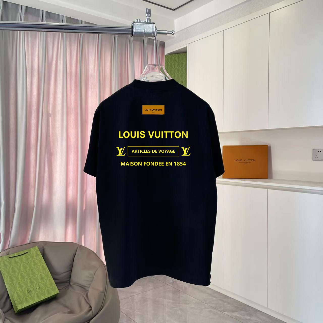 LuxluxHouse Best Quality Clothes T-shirt Louis Vuitton