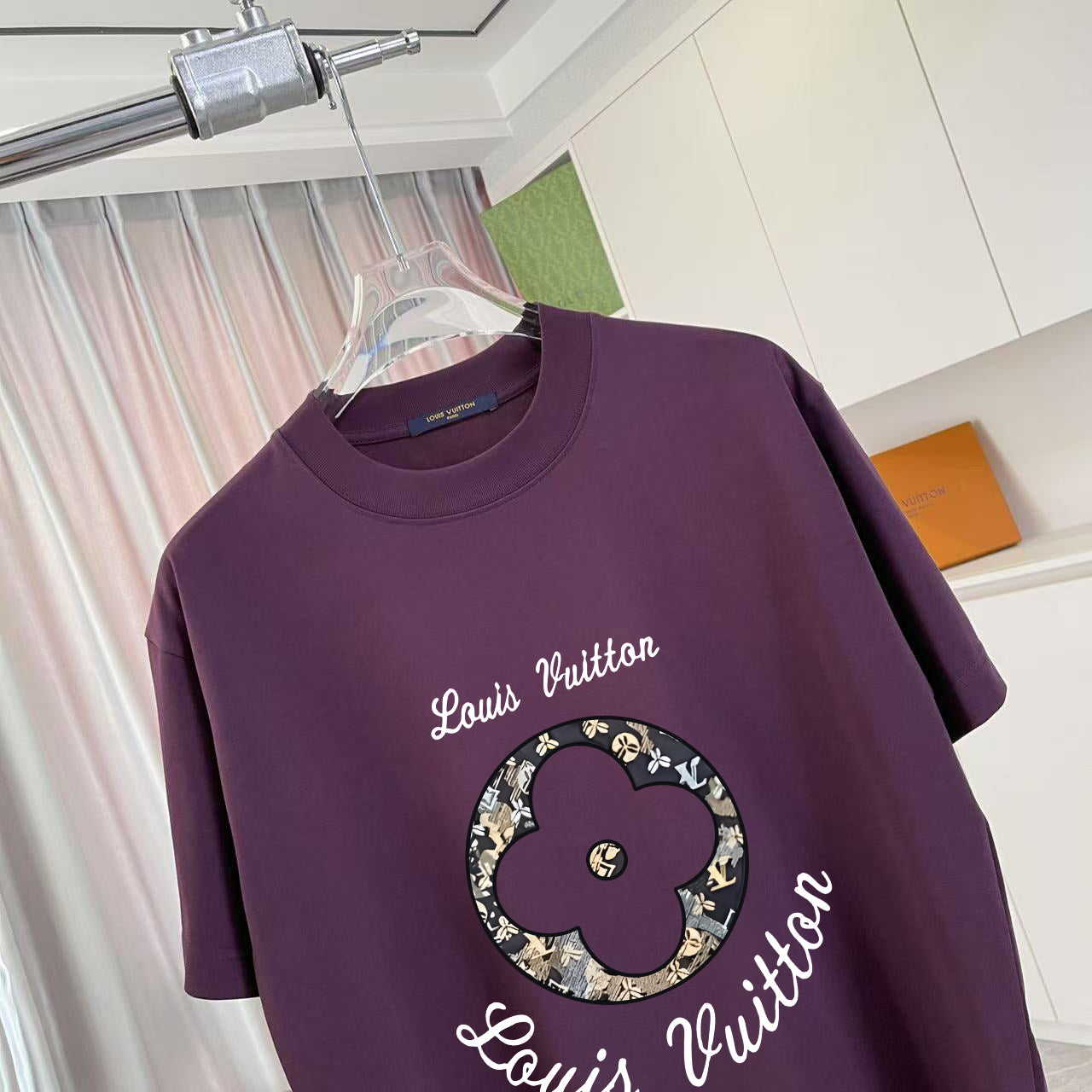 LuxluxHouse Best Quality Clothes T-shirt Louis Vuitton