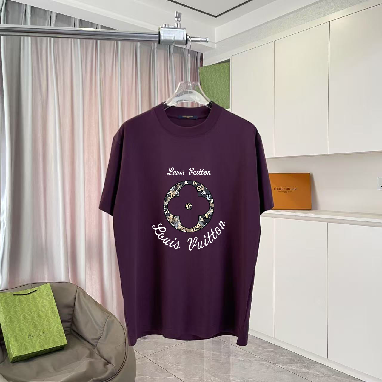LuxluxHouse Best Quality Clothes T-shirt Louis Vuitton