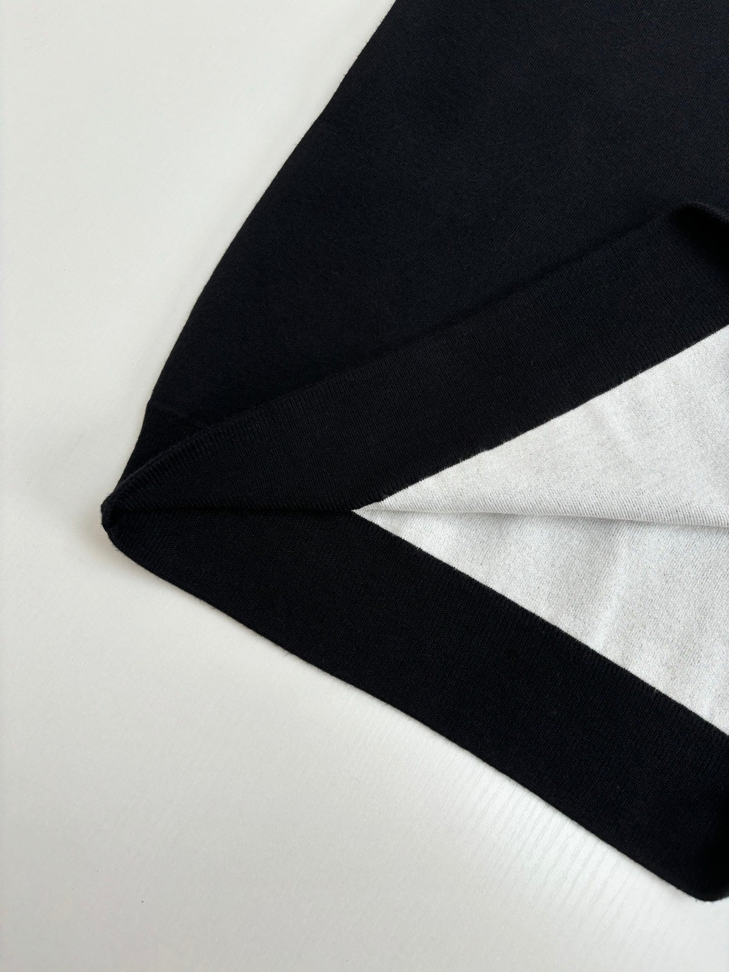 LuxluxHouse Best Quality Clothes Balenciaga Hoodie & Sweater