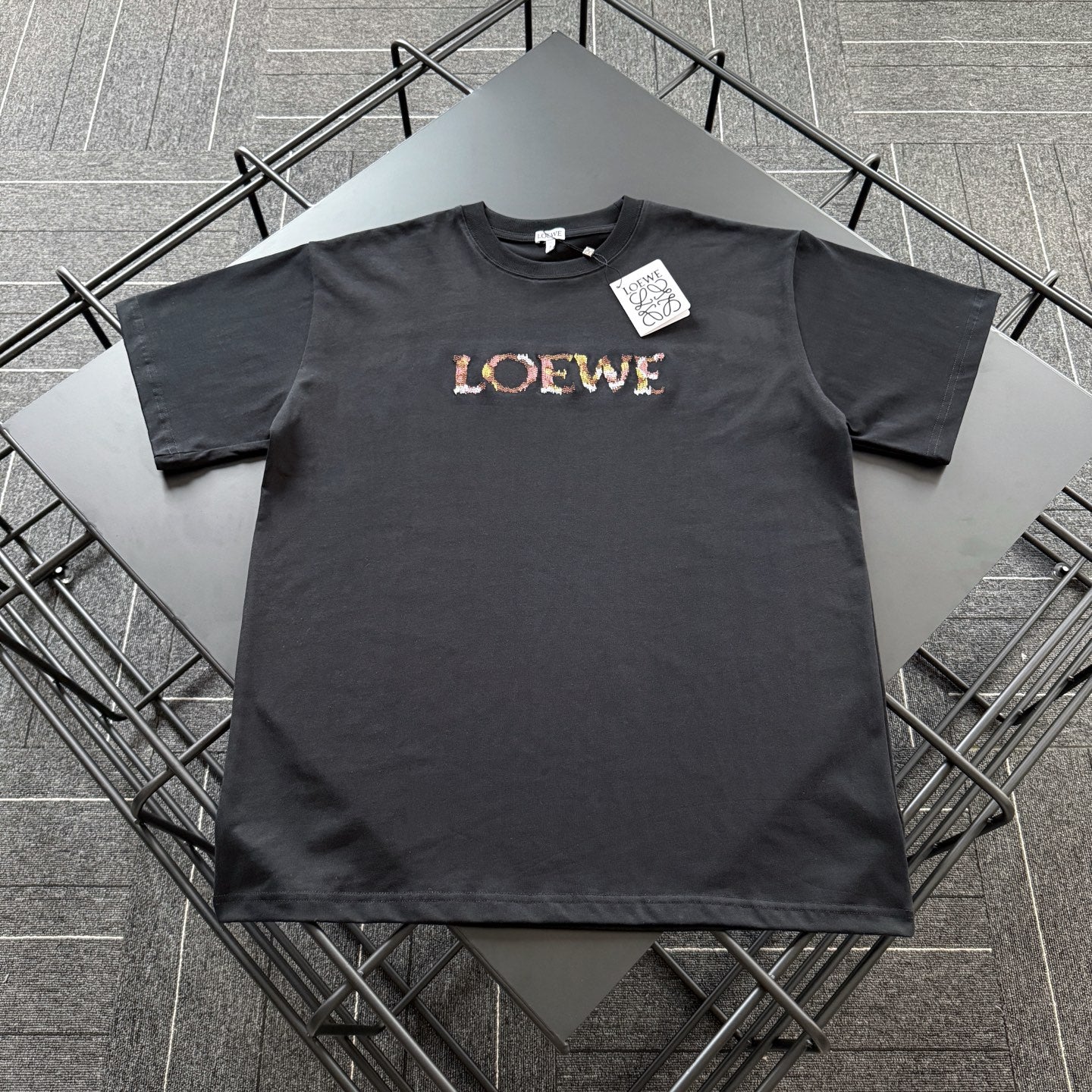 LuxluxHouse Best Quality Clothes T-shirt Loewe