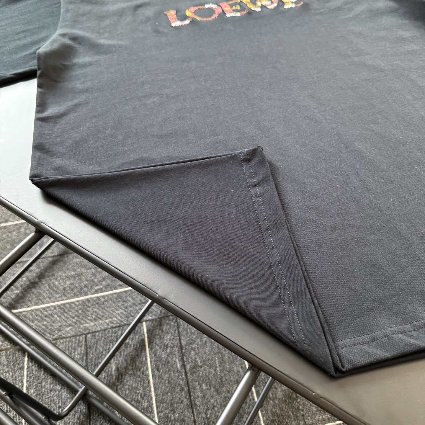 LuxluxHouse Best Quality Clothes T-shirt Loewe