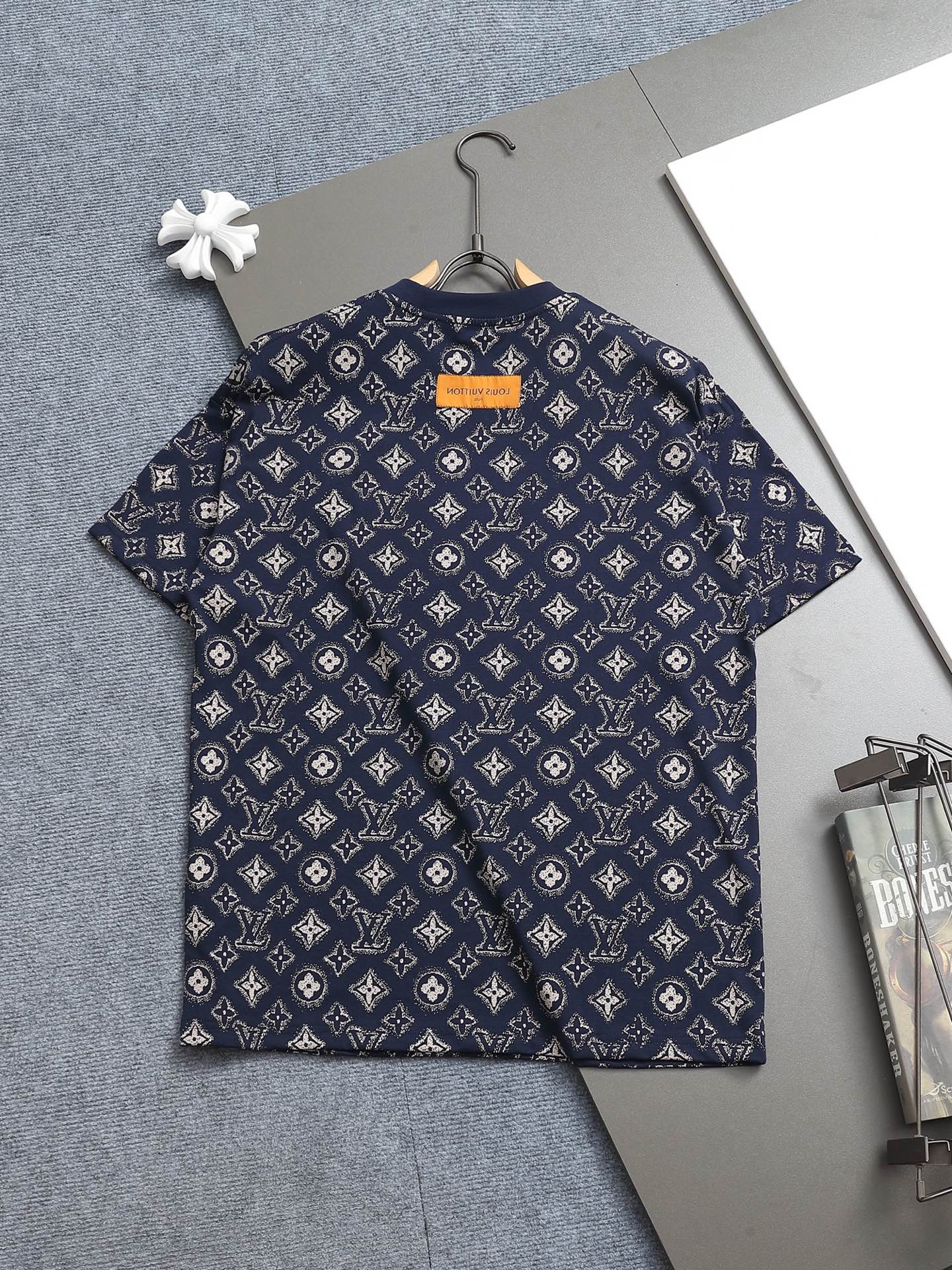 LuxluxHouse Best Quality Clothes T-shirt Louis Vuitton