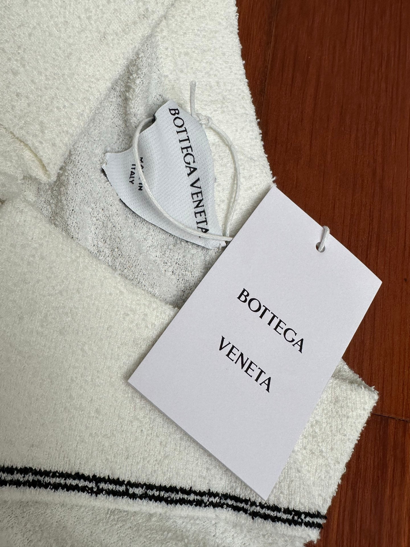 LuxluxHouse Best Quality Clothes Off White T-shirt
