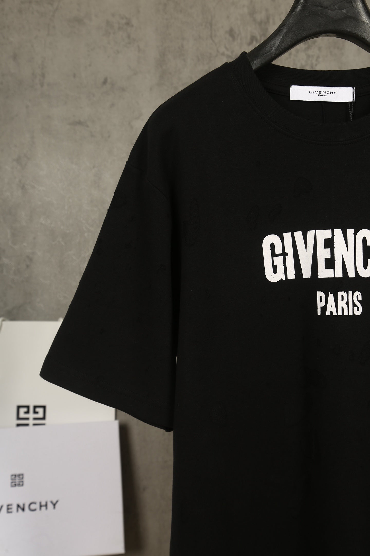 LuxluxHouse Best Quality Clothes Givenchy T-shirt