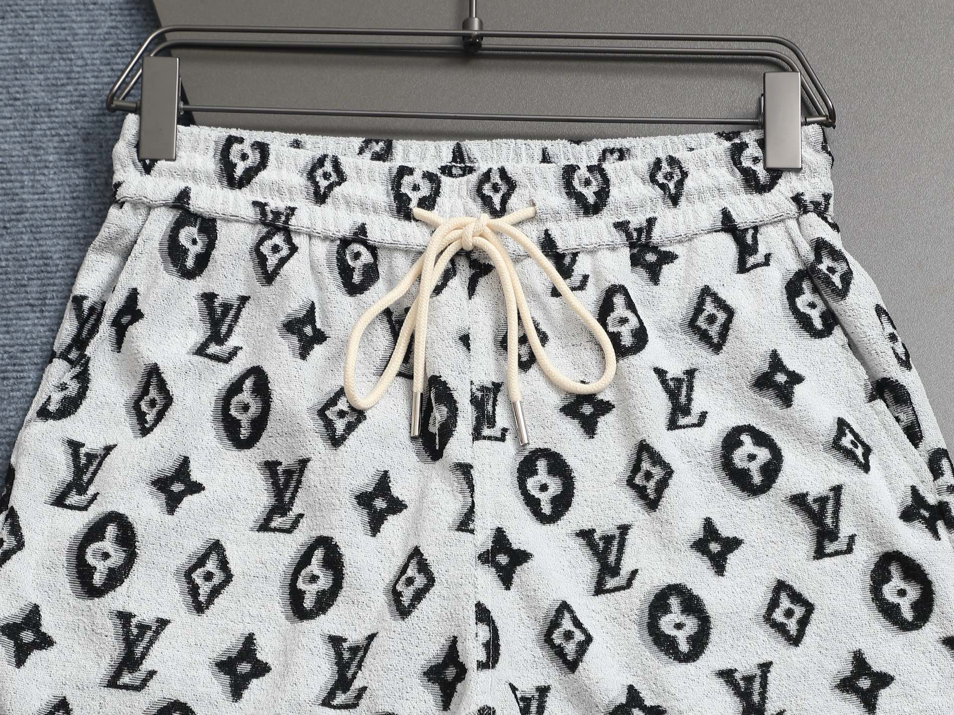 LuxluxHouse Best Quality Clothes Pants Louis Vuitton