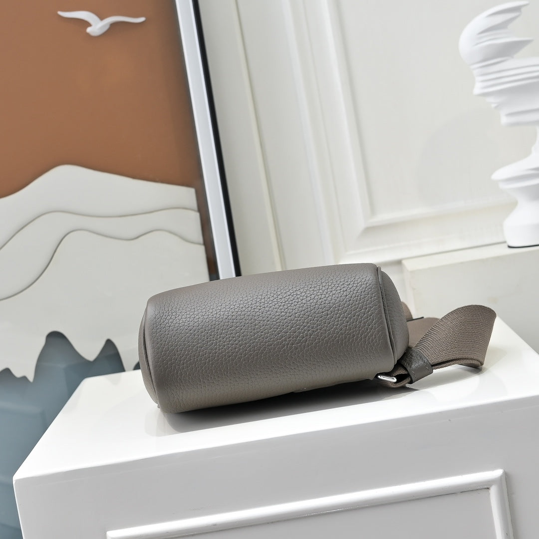 LuxluxHouse Best Quality Bags Men
