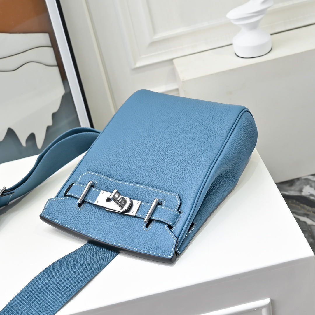LuxluxHouse Best Quality Bags Men